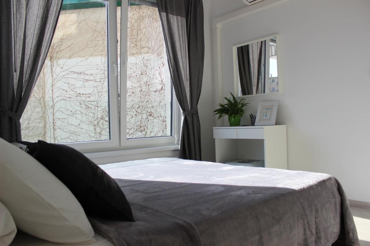 Leo Apartment Free Parking - Augusta Μπρατισλάβα Εξωτερικό φωτογραφία