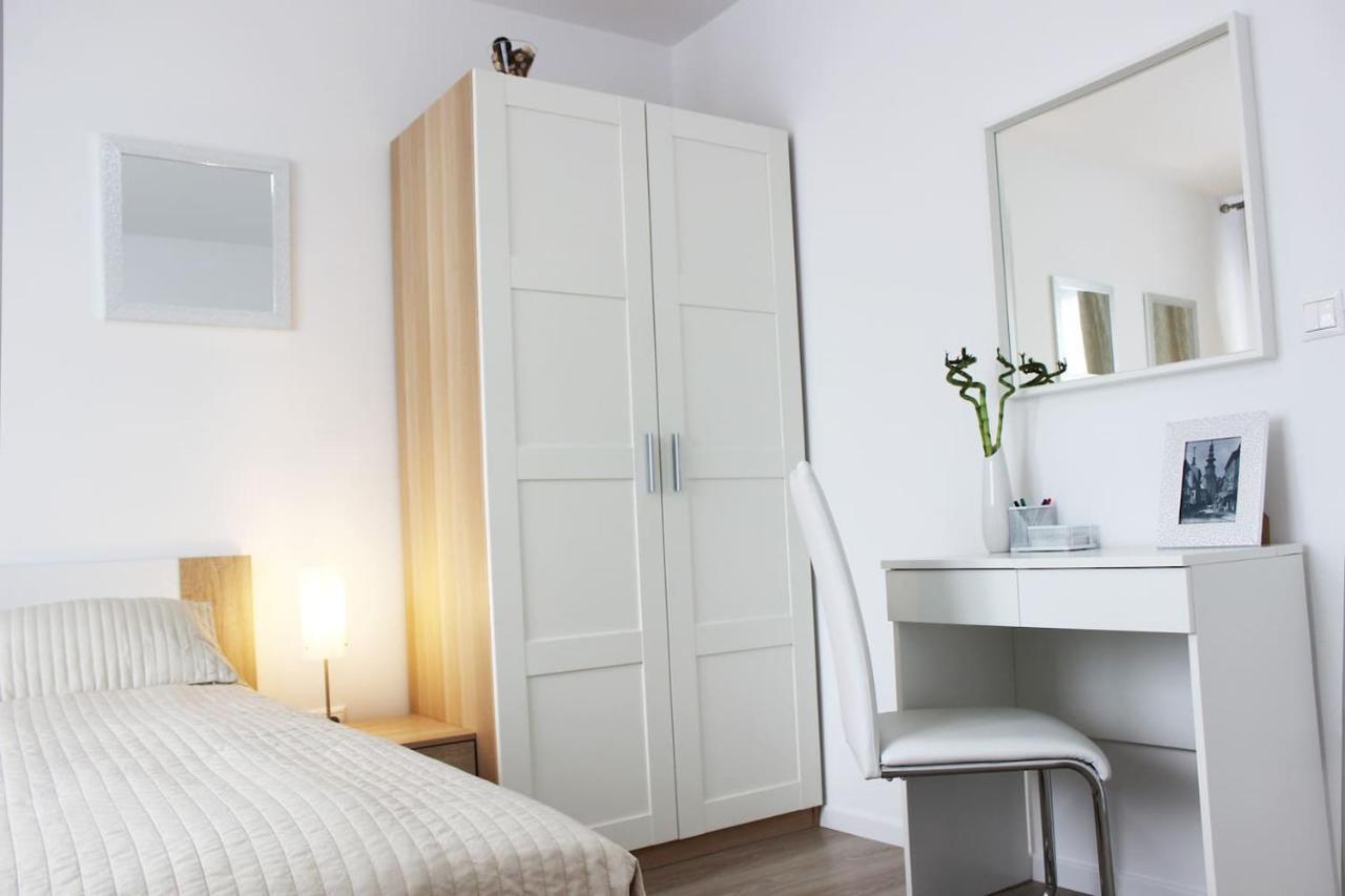 Leo Apartment Free Parking - Augusta Μπρατισλάβα Εξωτερικό φωτογραφία